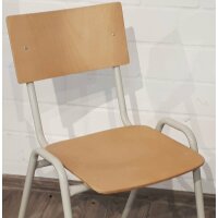 Besucherstuhl mit Holzauflage